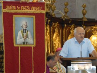 Namen apostolata molitve za maj