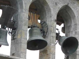 Bodo v Franciji v nedeljo zmagoslavno zvonili?