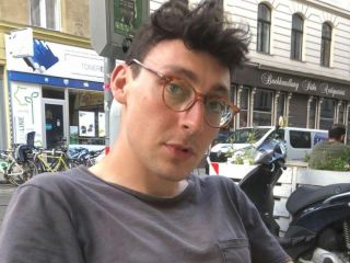 »Moliva, da se sin vrne. Prosiva, pomagajte!«