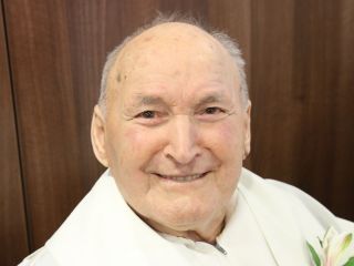 Umrl duhovnik Efrem Mozetič
