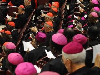 Ameriški škofje zahtevajo izredno sinodo o zlorabah