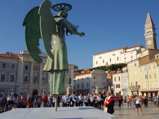 Nadangel Mihael se je vrnil v Piran