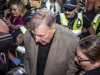 V sredo razglasitev obsega kazni za kardinala Pella