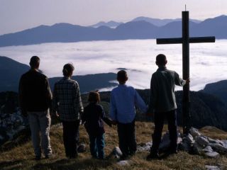 Namen apostolata molitve za avgust