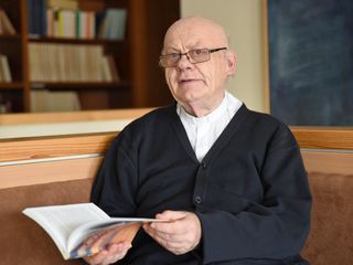 Zakaj še morala in zapovedi?