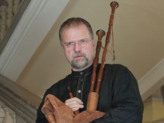 Glasba prednikov, skrita v freskah