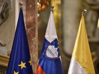 »Domovina, kdo te bo ljubil, če bomo izginjali?«