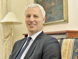 Dobra manjšinska politika - dobri odnosi z državo