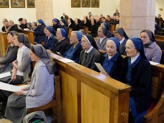 Redovništvo v Katoliški cerkvi v Sloveniji