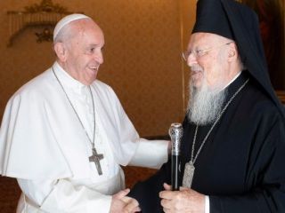 »Zeleni patriarh« Bartolomej I. obhaja 80 let