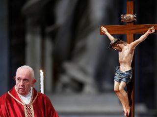 Papeževi obredi velikega tedna brez prisotnosti romarjev