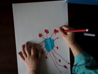 Koronavirus je povezal svet