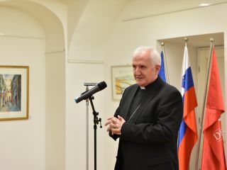 Nadškofov nagovor prek malih zaslonov