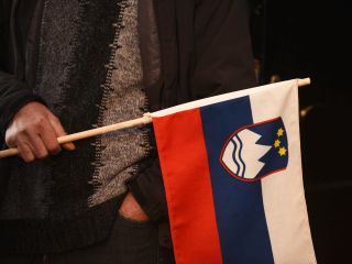 Vlado podprlo že 21.000 podpisnikov peticije