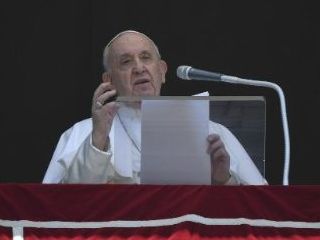 Papež: družinska ljubezen naj ne bo pred ljubeznijo do Jezusa