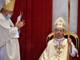 »Ranjeno ljudstvo v Iraku te pričakuje!«