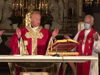 »Vi ste prisotnost Jezusa, ki vidi in prisluhne«