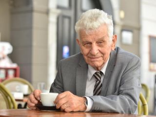 Bog vas blagoslavljaj, prof. Kajetan Gantar!