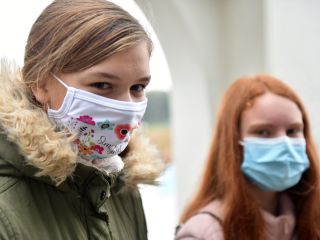 Med novi ukrepi tudi omejitve gibanja ponoči