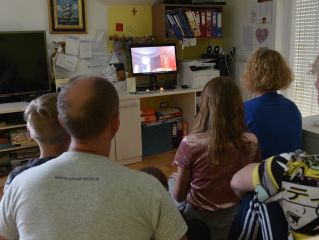 »Virtualna maša« ni in ne more biti sveta maša