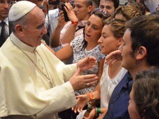 Papež in dva tisoč mladih gradijo prihodnost