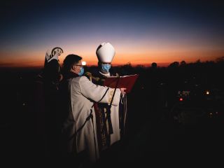 Pogreb škofa Smeja skozi fotoobjektiv (GALERIJA)