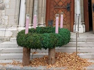 Adventni venec velikan v kočevski župniji