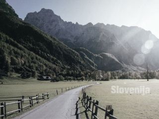 Zbornik ob tridesetletnici slovenske države