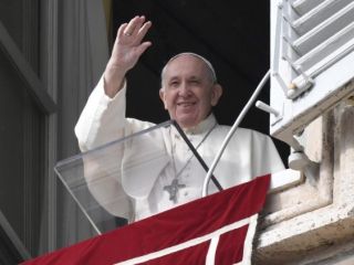 Angelus: potrošništvo nam je ugrabilo božič
