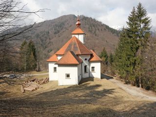Cerkev sv. Jožefa nad Tržičem