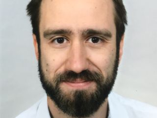 Komentar: O avtoritetah