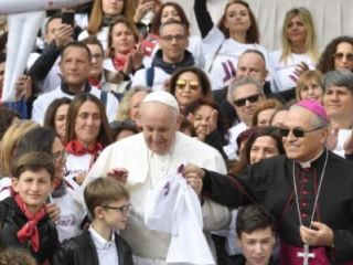 Papeževe splošne avdience znova z navzočnostjo vernikov