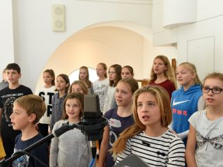 Zborovsko petje pri bogoslužjih je spet dovoljeno