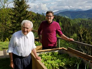Od krstnega kamna do Brinjeve gore [FOTO]