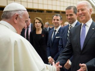 Mediji: ameriški predsednik Biden 15. junija pri papežu?