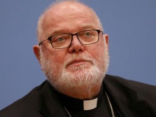 Kardinal Marx presenečen nad papeževim odgovorom
