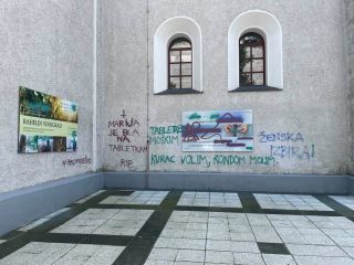 Sramoten napis na cerkvi sv. Jožefa