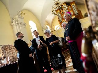 Škof Štumpf sprejel madžarskega zunanjega ministra