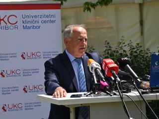 Novi direktor UKC Maribor Anton Crnjac prevzel posle