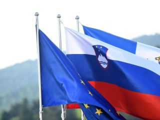 30 let Slovenije skozi posamezne številke