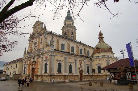 Bazilika Marije Pomagaj, posvečena sv. Vidu