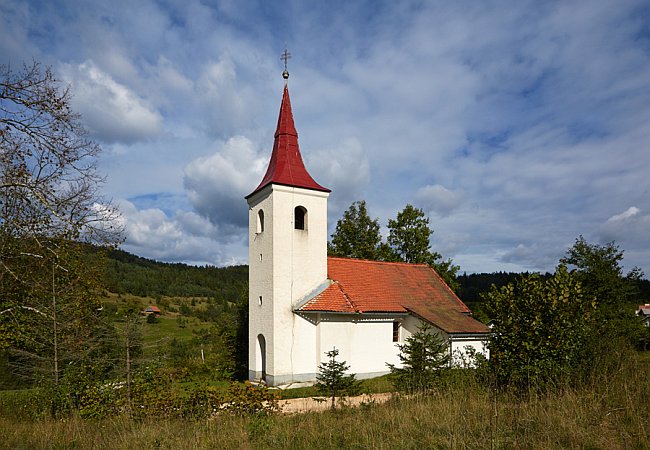 Podružnična cerkev sv. Frančiška Ksaverija v Podslivnici