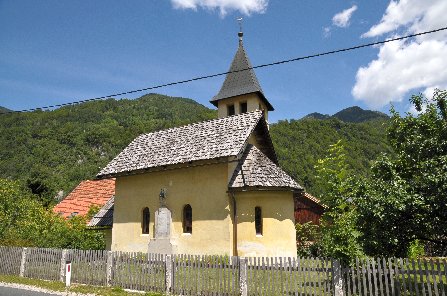 Kapela Marije Snezne v Martuljku