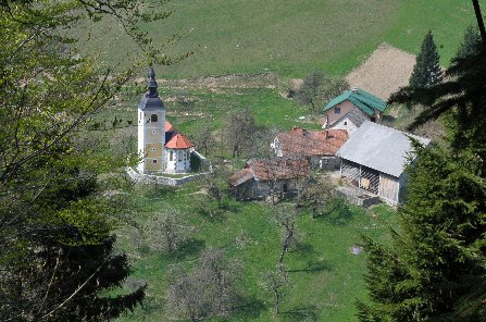 podružnična cerkev sv. Miklavža, škofa, v Beli