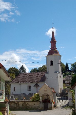 Beli Gric, Mokronog, sv. Kriz