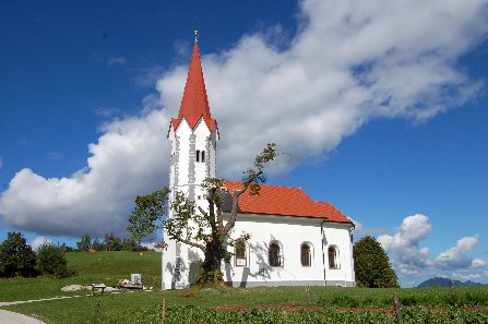 Leskovec, Sentjanz, Zalostna Mati Bozja (podruznicna cerkev)