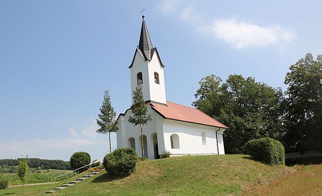 Podružnična cerkev sv. Urha v Čadražah, foto: Ivo Žajdela