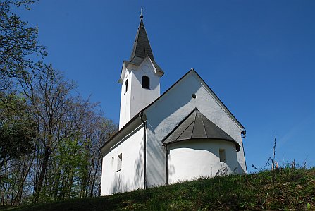 Podružnična cerkev sv. Vida nad Čatežem. 