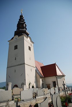Sv. Trojica, Pernek