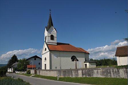 Podružnična cerkev sv. Lenarta